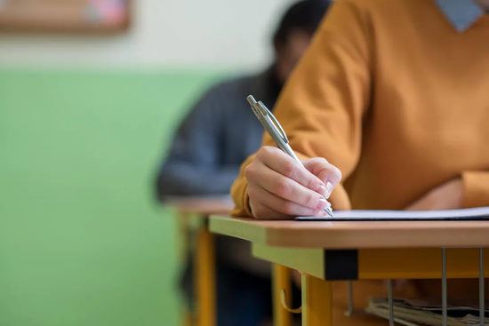 exam-students