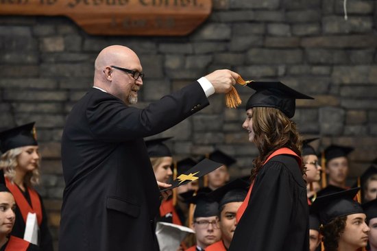 graduation-g8d5b88405_1920